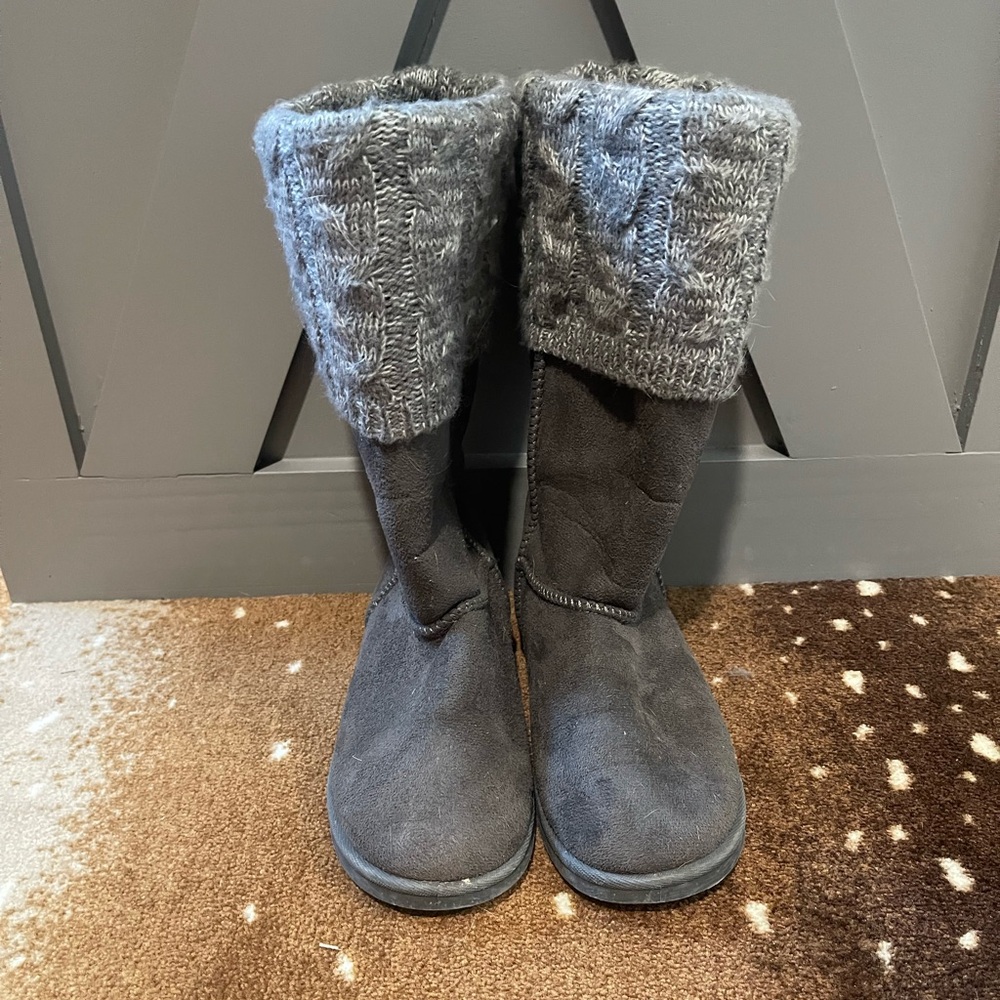 Fabkids Gray Knit Cuff Boots